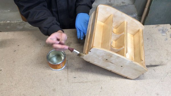 Изготовление мини бара из канистры