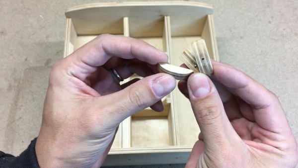 Изготовление мини бара из канистры
