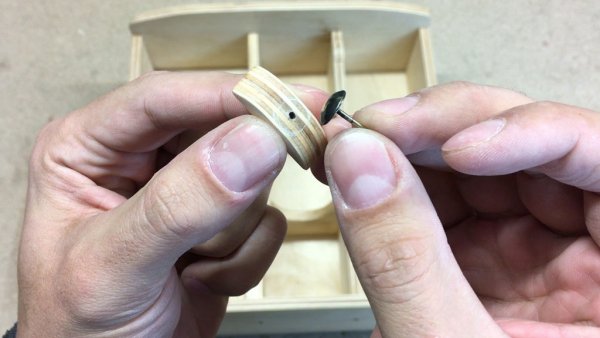 Изготовление мини бара из канистры